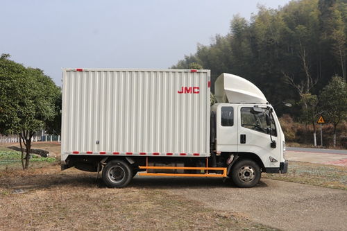 495動力充沛 爬坡有力 山路試駕江鈴凱運寬體廂式輕卡 卡車之友網(wǎng)