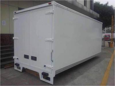 賽百膠水在汽車廂體制造中的應用